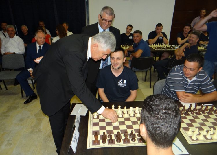 Čović u Neumu otvorio 24. ekipno natjecanje Prve šahovske lige Herceg-Bosne