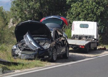 Buna-Čapljina: Prevrnuo se automobil u tunelu