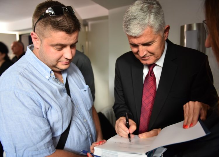 Čović na predizbornom skupu u Sarajevu: Ovo je i naš grad, BiH je i naša domovina