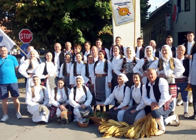 HKD Vrila promovirao tradicijsku kulturnu baštinu Širokog Brijega na 53. VINKOVAČKIM JESENIMA