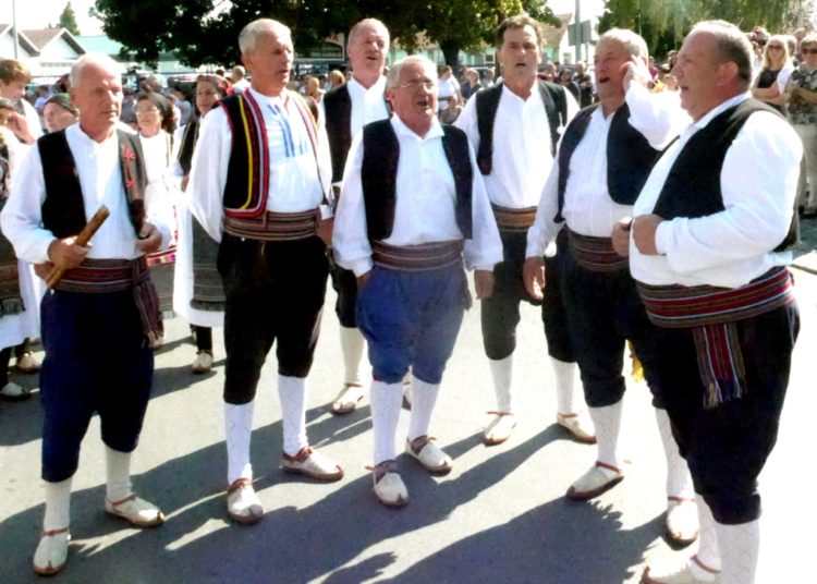 HKD Vrila promovirao tradicijsku kulturnu baštinu Širokog Brijega na 53. VINKOVAČKIM JESENIMA