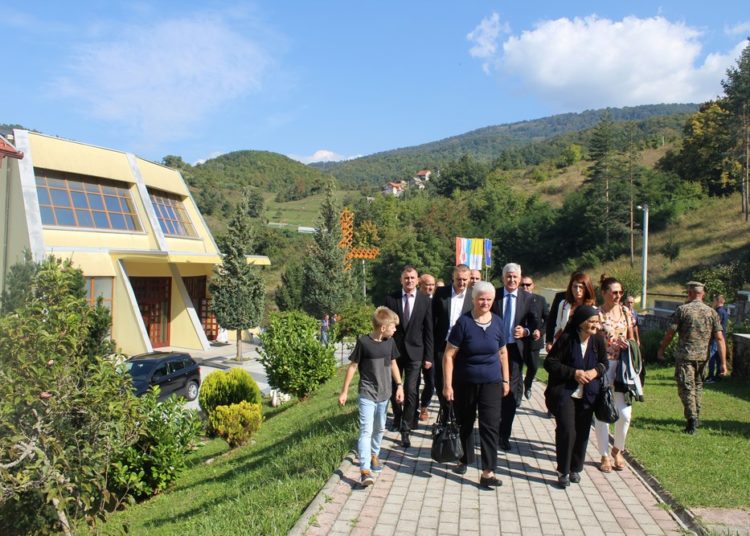 Obilježena 25. obljetnica stradanja Hrvata u Uzdolu