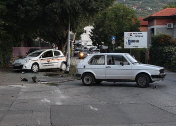 Mostar: U prometnoj nesreći ozlijeđene dvije osobe