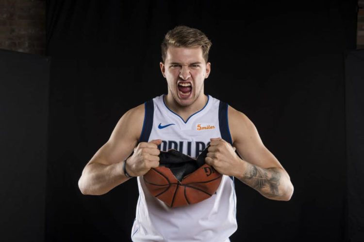 Luka Dončić odličan u debiju za Dallas