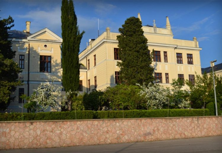 Glasovita širokobriješka gimnazija još nije dala samo nobelovca