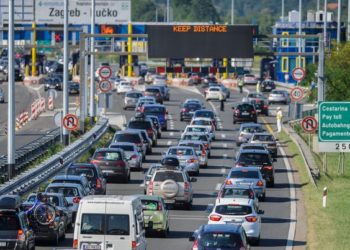 Na autocestama ove godine naplaćeno preko 1,1 milijardu kuna cestarine bez PDV-a