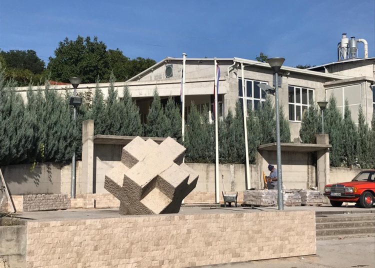 Spomenik zaustavljanju tenkova JNA u Pologu uskoro bi mogao biti završen!
