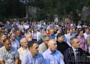 Ljubuški: Održan veliki skup HDZ BiH u Studencima