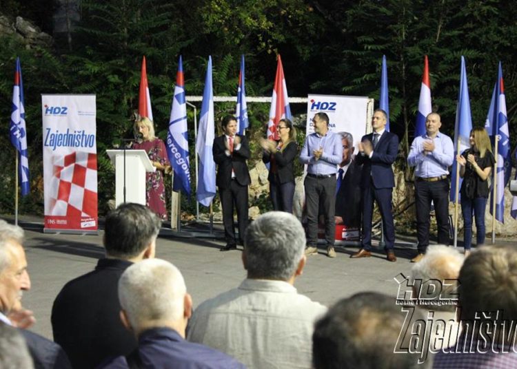 Ljubuški: Održan veliki skup HDZ BiH u Studencima