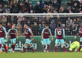 West Ham razbio očajni United i gurnuo Mourinha korak bliže otkazu