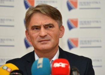 Rušenjem konstitutivnosti dolazi do rušenja i Daytonskog mirovnog sporazuma