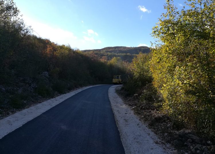 Široki Brijeg: Asfaltirana dionica ceste Crne Lokve – Rujan