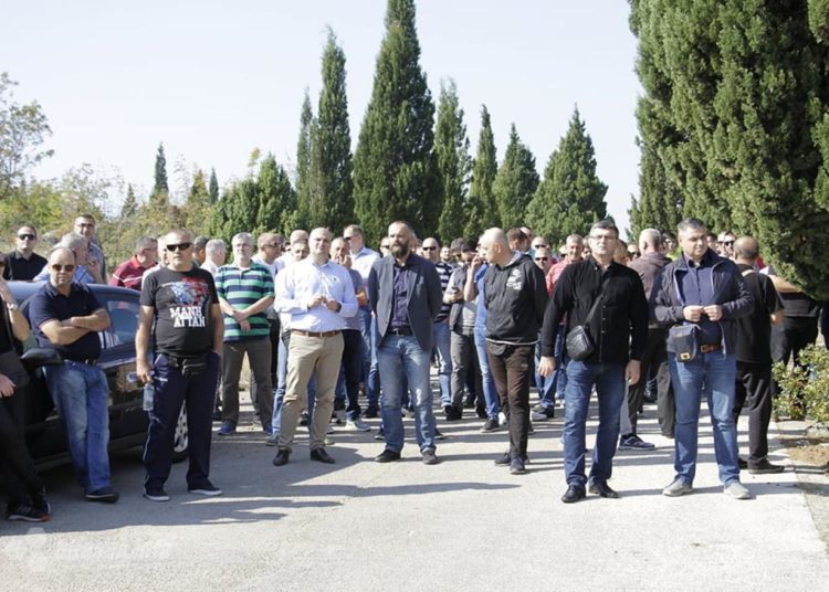 Aluminij kupio još 24 sata, ali i dalje je kritično