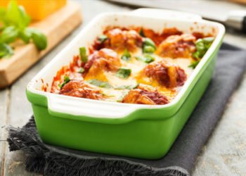 Brzo i sočno: Recept za ćufte u bijelom umaku iz pećnice