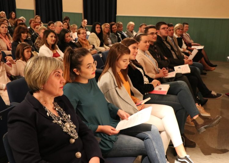 Široki Brijeg: Predstavljena knjiga priča Blanke Kraljević „Priče o sovi i ševi“