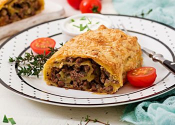 Recept za najfiniju savijaču od mljevenog mesa i gljiva
