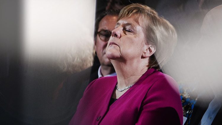 Kraj. Angela Merkel odlazi!