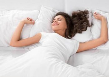 7 trikova kojima ćete spriječiti nastajanje bora dok spavate