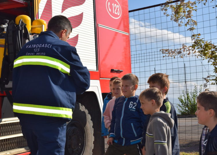 Civilna zaštita ŽZH: Održana edukacija učenika u Dužicama, Čerigaju i Mokrom