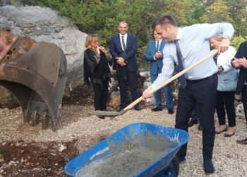 Svečano otvoreno gradilište vodovodnih objekata u podsustavu Vojnići-Vodice-Dole-Greda-Mijaca