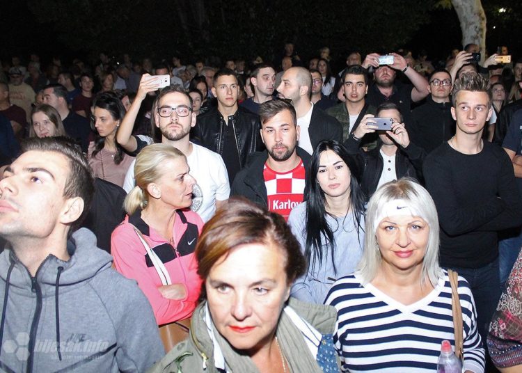 Na prosvjed protiv Komšića u Mostaru došlo 10.000 Hrvata