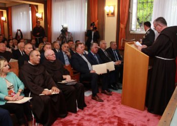 Održan 1. dan znanstvenog skupa povodom 100. obljetnice prve mature u širokobriješkoj Franjevačkoj klasičnoj gimnaziji