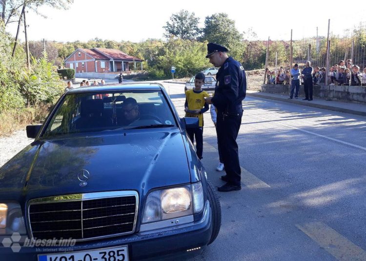 Široki Brijeg: Policija s učenicima zaustavljala vozače