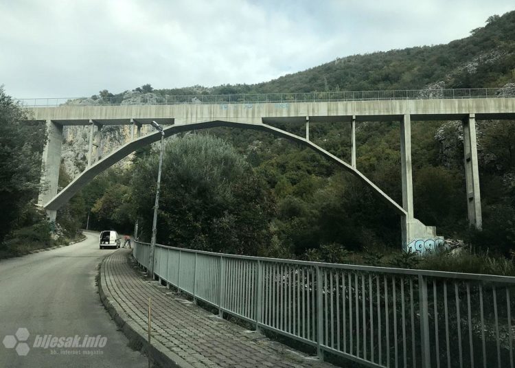 Široki Brijeg – U tijeku postavljanje ograde u Borku, uskoro stiže i rasvjeta