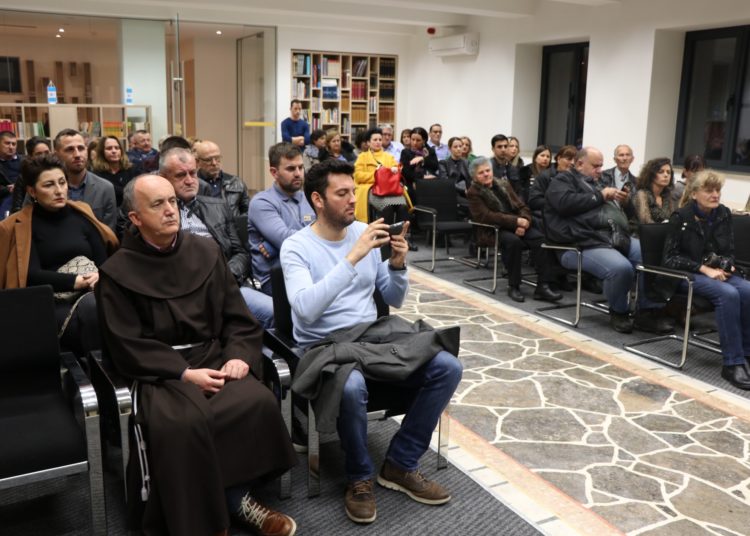 Anita Martinac predstavila treći roman pod nazivom „Od Franje do Franje“