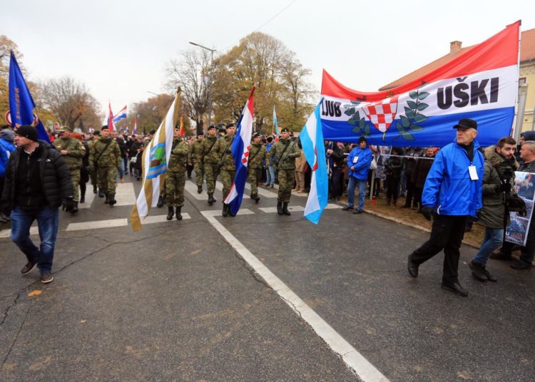 Vukovar: Tisuće ljudi u Koloni sjećanja
