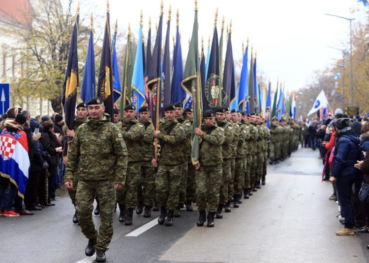 Vukovar: Tisuće ljudi u Koloni sjećanja