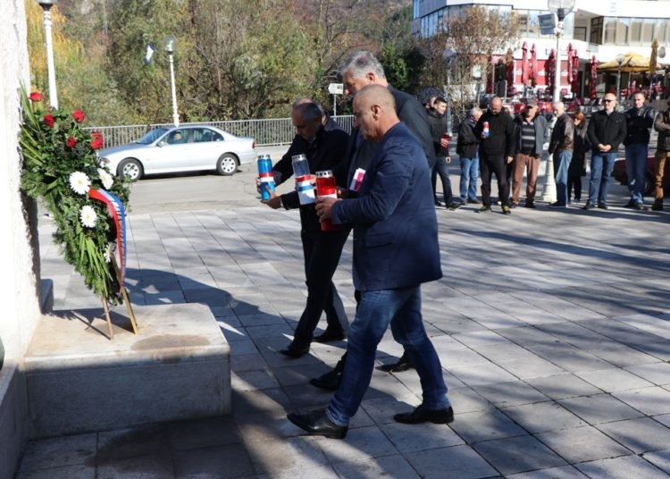 Široki Brijeg: Odana počast generalu Slobodanu Praljku
