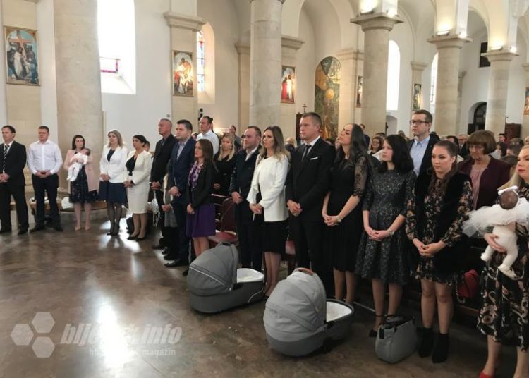 Široki Brijeg: U jednom danu kršteno devet beba