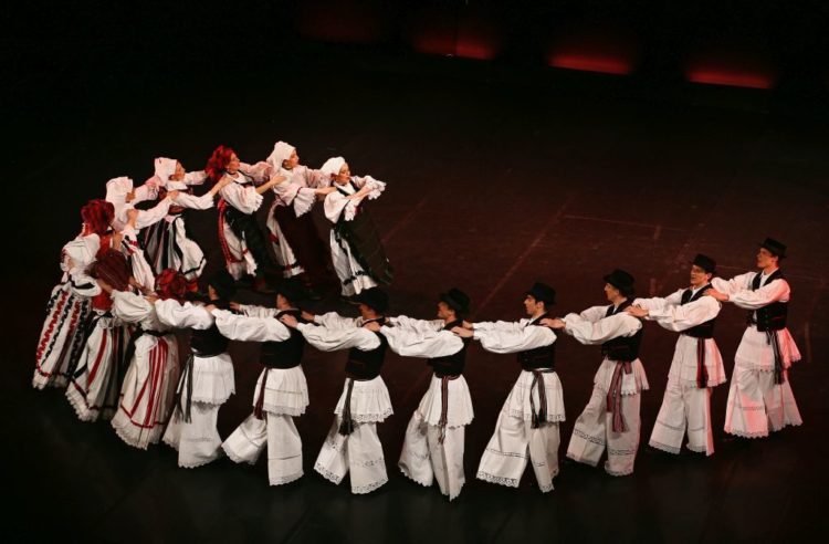 Ansambl Lado: Velika turneja u BiH