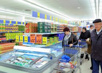 Hrvatska: Lidl prvi snižava cijene svježeg mesa, ribe, jaja, voća, povrća i dječjih pelena