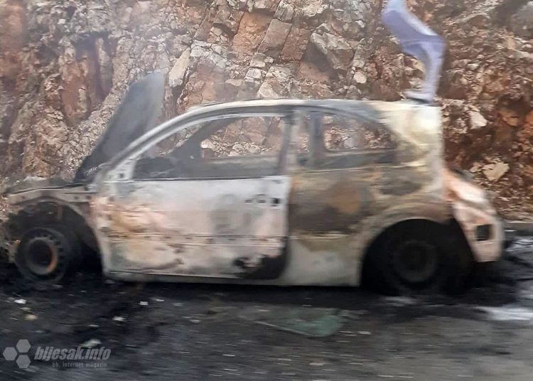 Vozilo u plamenu na magistrali Mostar – Široki Brijeg, promet nakratko bio obustavljen