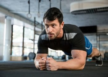 U potrazi ste za izazovnom vježbom? Iskušajte ovaj ubojiti plank