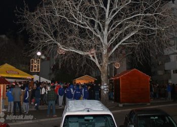 U Širokom Brijegu ukrašavanje ulica počinje s prvim adventskim danima