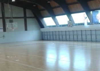 Livno: Završeni radovi na postavljanju novog parketa u sportskoj dvorani na Zgonima