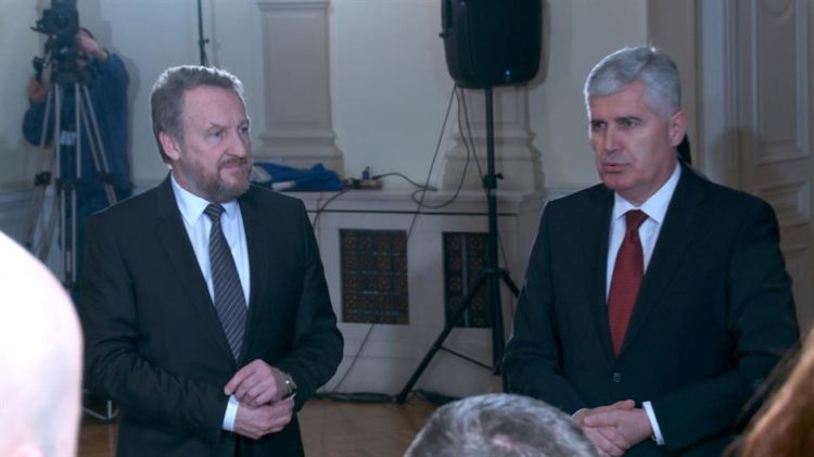 Čeka se dogovor, u Mostaru se danas sastaju HDZ i SDA