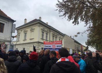 Vukovar: Tisuće ljudi u Koloni sjećanja