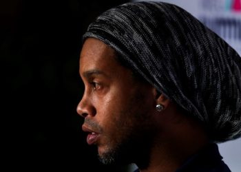 Ronaldinhu oduzeta putovnica zbog milijunskog duga, na računu ima šest dolara