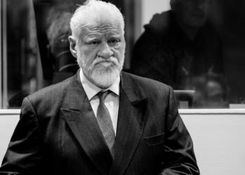 U Ljubuškom, Grudama i Posušju molitva i paljenje svijeća za generala Praljka