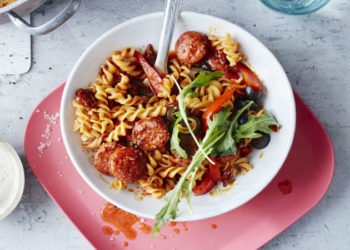 Kobasice, mljeveno meso i sir: Recept za najfiniju jesensku tjesteninu