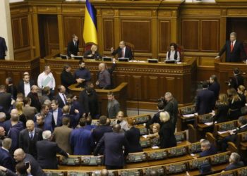 Porošenko: Prijeti nam totalni rat s Rusijom