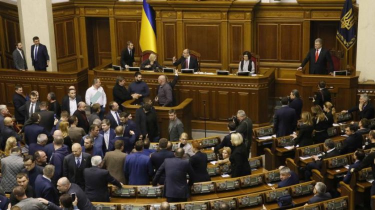 Porošenko: Prijeti nam totalni rat s Rusijom