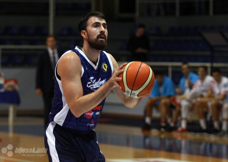 Široki na Pecari ‘demolirao’ mostarski Student