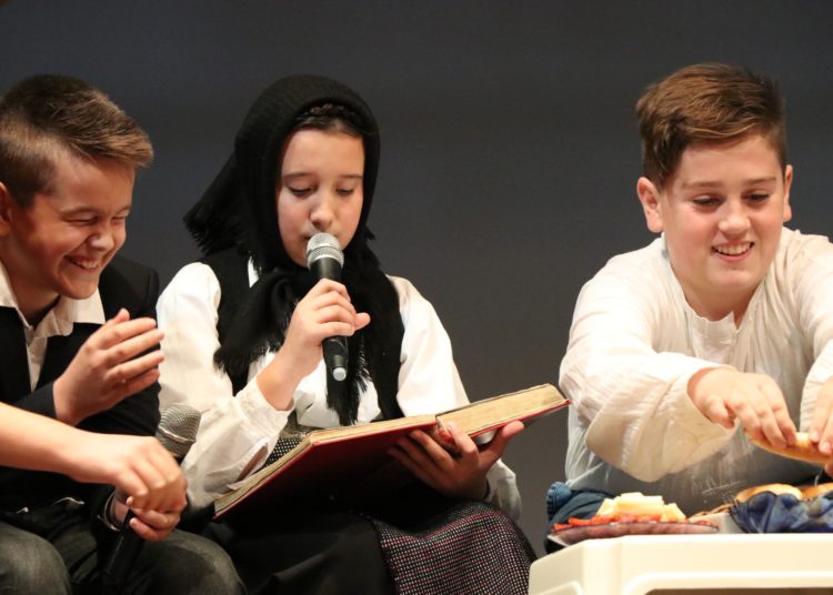 Održana Božićna priredba malih folkloraša!