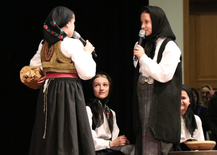 Održana Božićna priredba malih folkloraša!