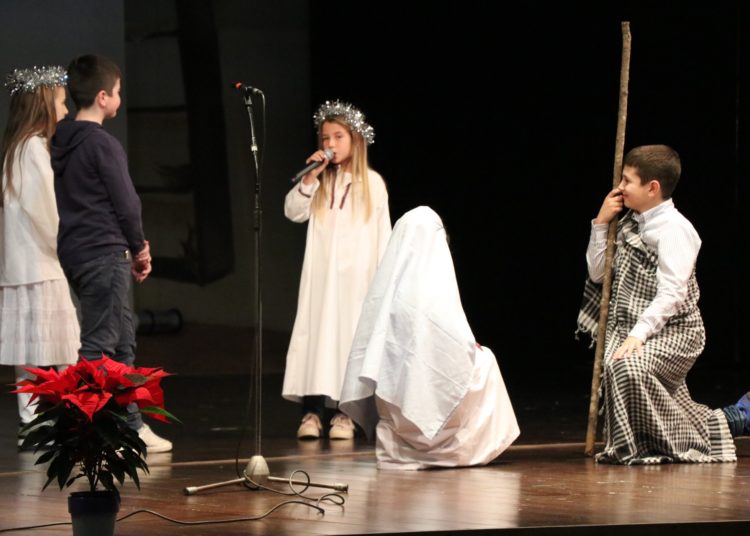 Održana Božićna priredba malih folkloraša!